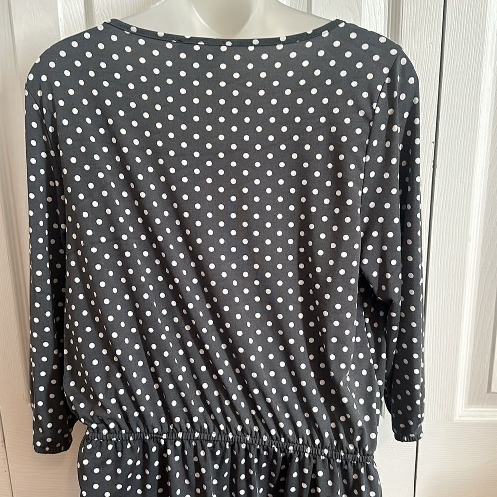 Robert Louis Gray Polka Dot Cinch Waist Silky Blouse Medium M - Picture 5 of 6